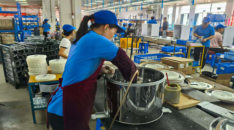 烘干機發(fā)出異響？別慌，我們來幫您