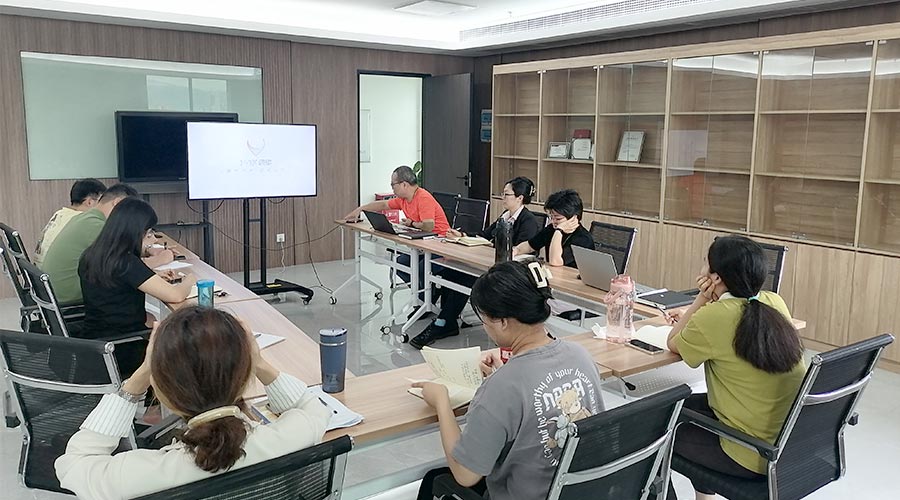 金環(huán)電器銷售部門開(kāi)展“定位解決競(jìng)爭(zhēng)”培訓(xùn)學(xué)習(xí)